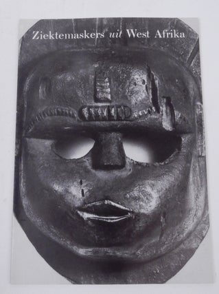 Item #22645 Ziektemaskers uit West-Afrika. De Collectie Dr. T. Vossenaar. T Vossenaar