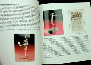 Singular Beauty: Simple Microscopes from the Giordano collection. Catalogue of an exhibition at the MIT Museum September 1st 2006 to June 30th 2007.
