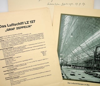 LZ 127 "Graf Zeppelin". 15 Bilder vom Bau des Luftschiffes nach Originalaufnahmen Herausgegeben vom Luftschiffbau Zeppelin G. m. b. H. Fredrichshafen a.B. [portfolio cover title]